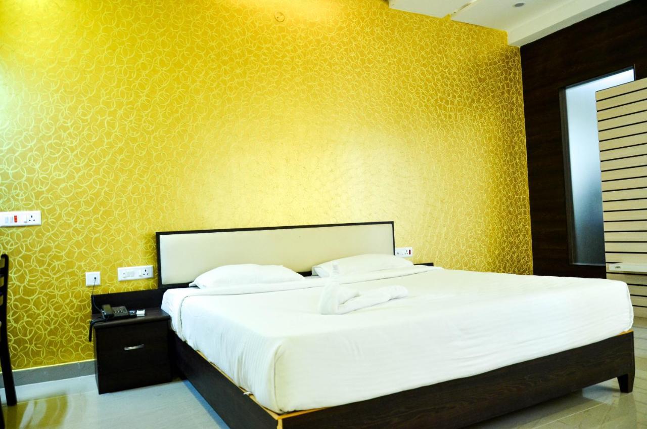 Hotel Ambai Grand Ambāsamudram Eksteriør billede