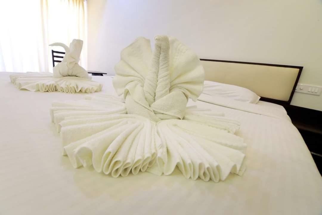 Hotel Ambai Grand Ambāsamudram Eksteriør billede