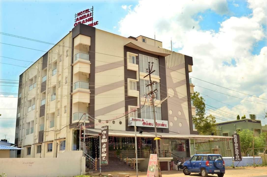 Hotel Ambai Grand Ambāsamudram Eksteriør billede